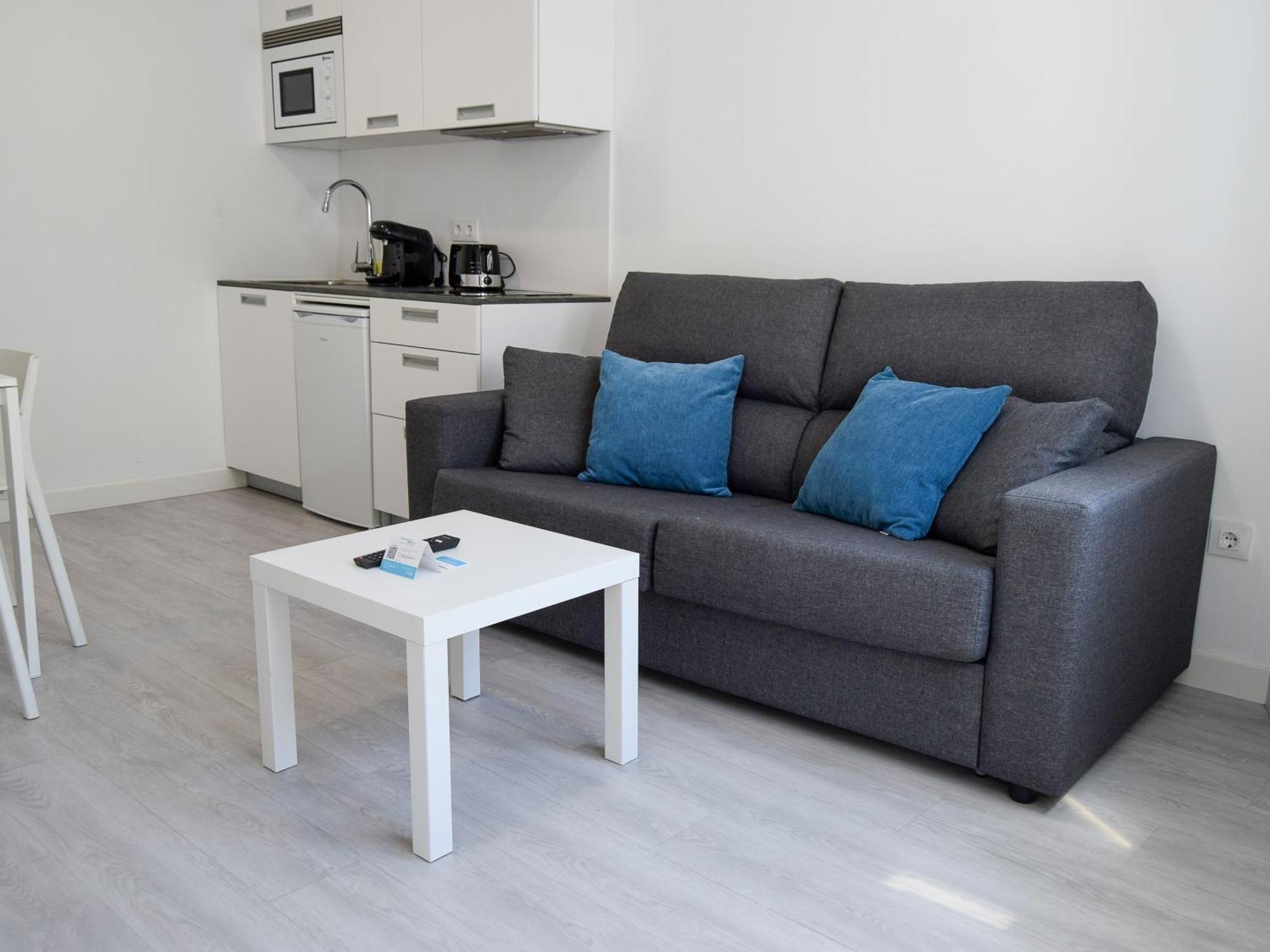 Apartamentos Casa Campana 3000 Эль-Грове Экстерьер фото
