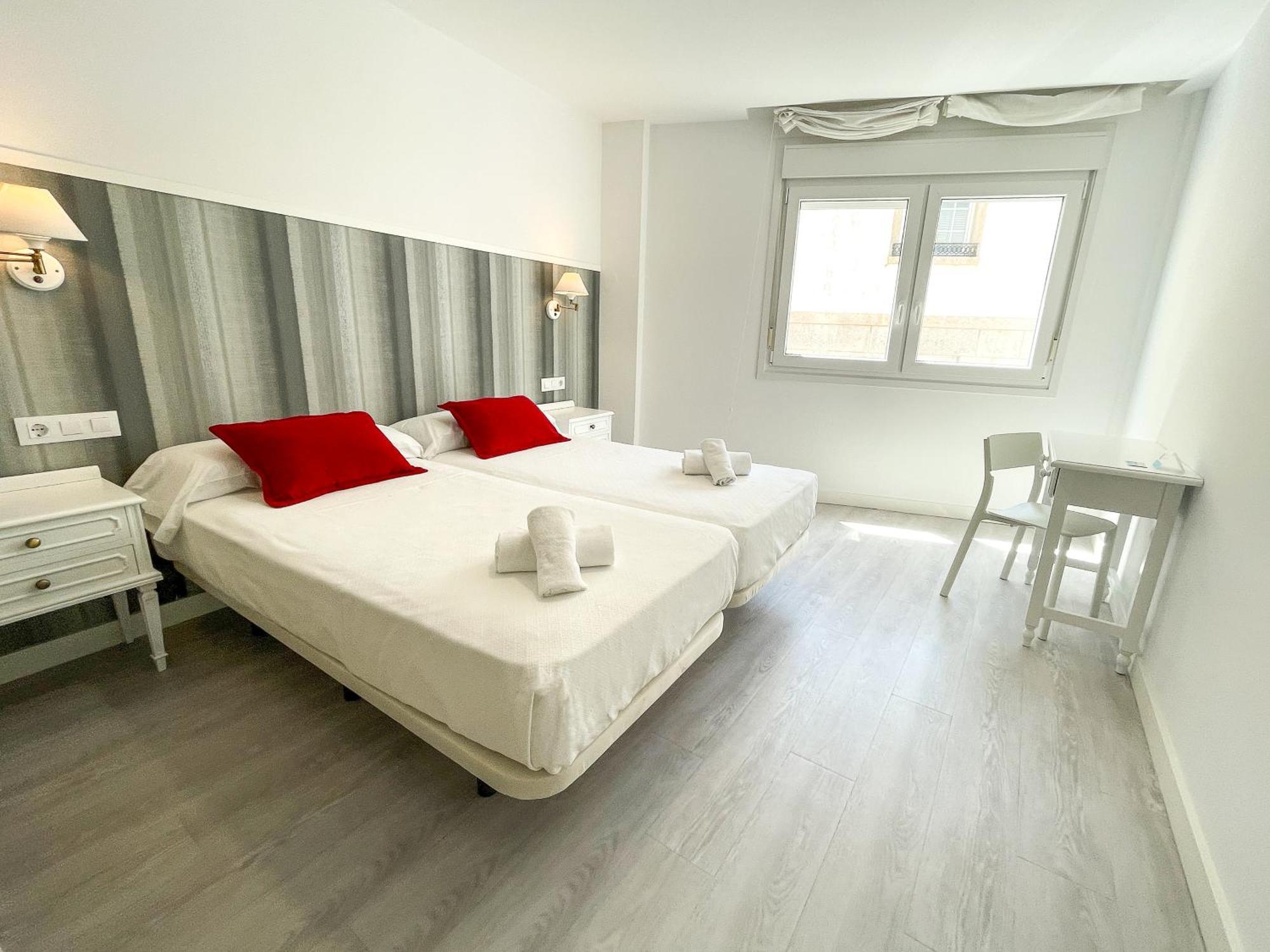 Apartamentos Casa Campana 3000 Эль-Грове Экстерьер фото